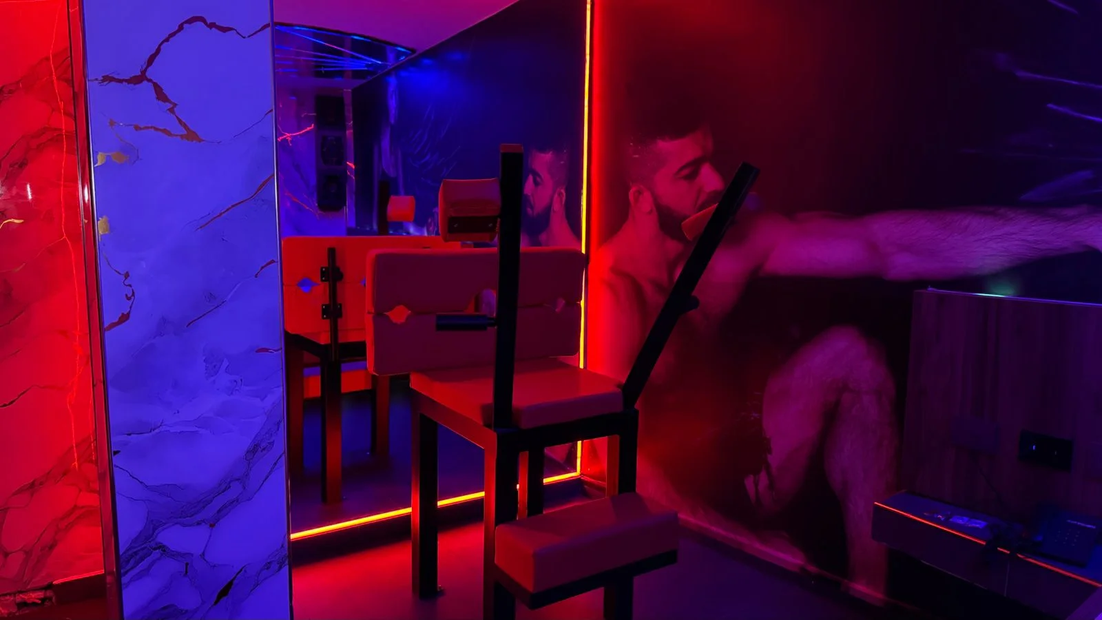 Suite 210 foto 2